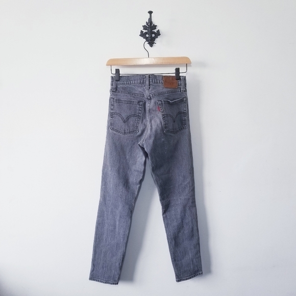 Levi's Wedgie Jeans Size 27 Grey Black EUC - Picture 3 of 6
